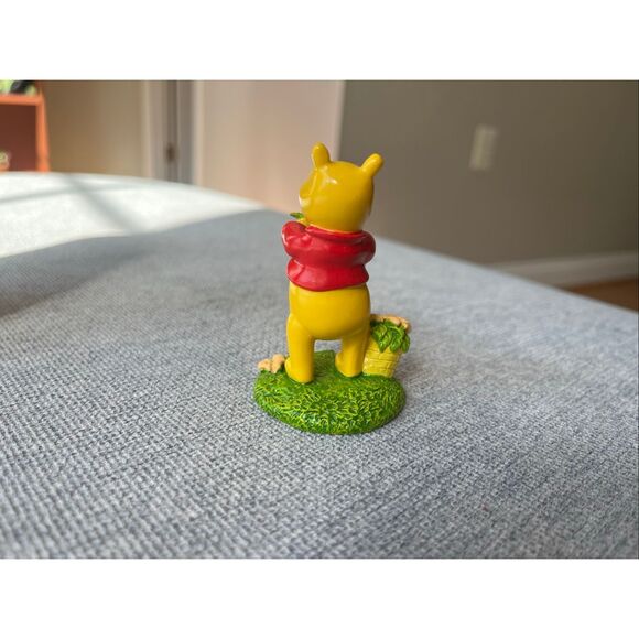 Disney Winnie the Pooh Figurine – November Applause Collectible - Picture 2 of 3